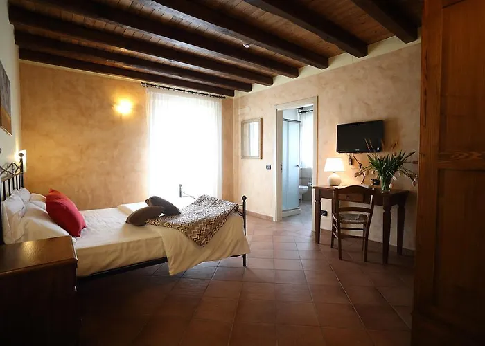 Agriturismo Creta Rossa